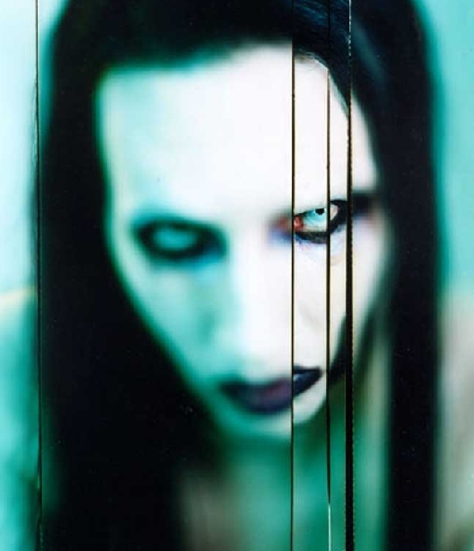 Marilyn Manson Fertugur