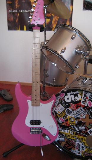 Bleika strat copyann mín :D