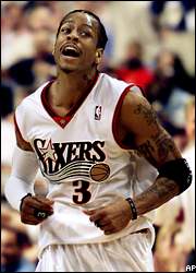 Iverson kemur til bjargar.