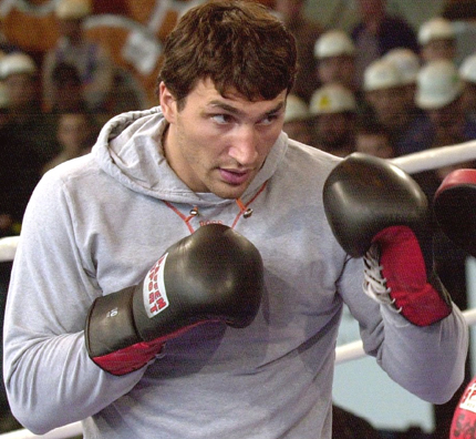 Wladimir Klitschko hefndi ósigursins gegn Lamon Brewster