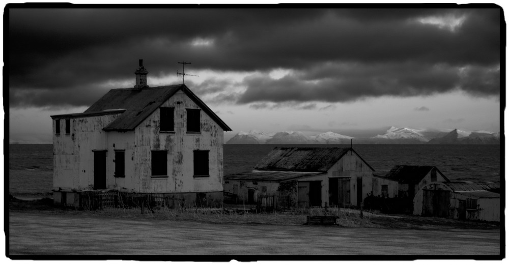 Plan B, Stórihólmur