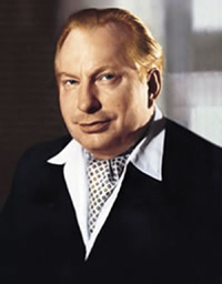 Scientology : L. Ron Hubbard - Guð eða glæpamaður?