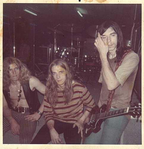 Fyrsta Heavy Metal bandið Blue  Cheer