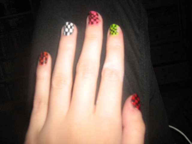 Neglur :3