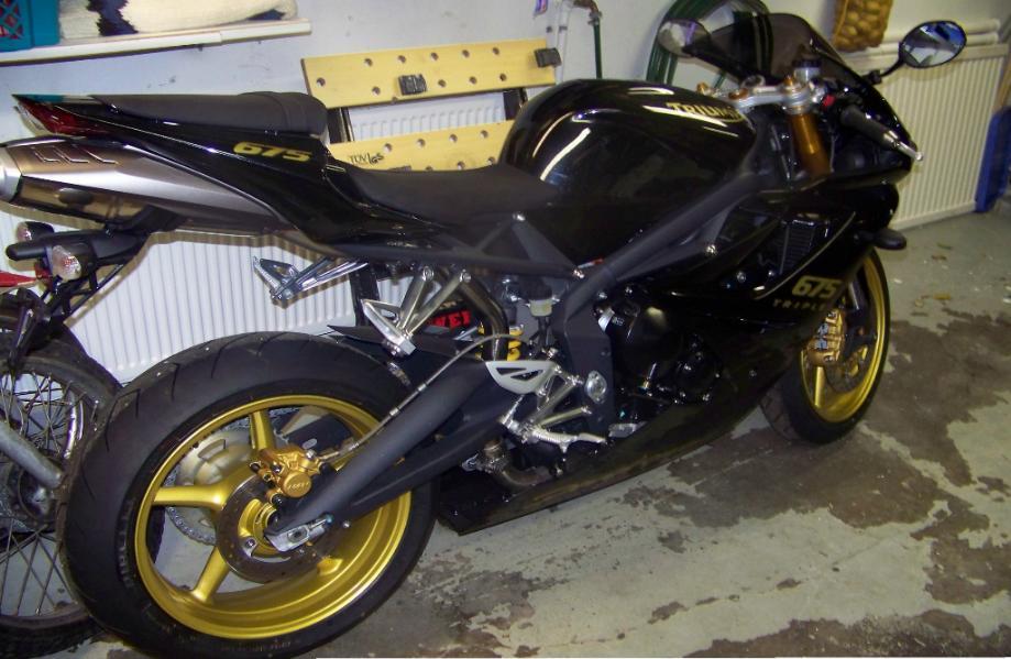 Triumph Daytona 675
