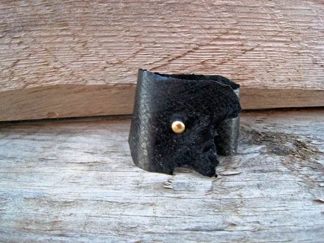 Armbönd úr roði,
