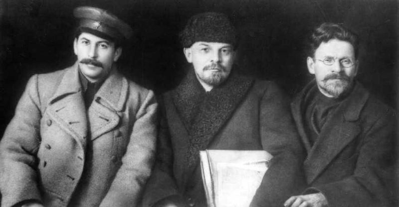 Josef Stalin, Vladimir Lenin og Mikhail Kalinin