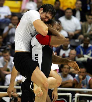 Roger Gracie og Ronaldo “Jacare” Souza