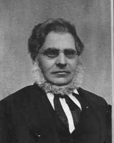 Þegar kóngur kom eftir Helga Ingólfsson
