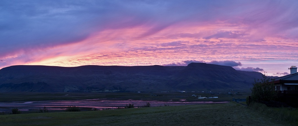 Panorama mynd af Esjuni