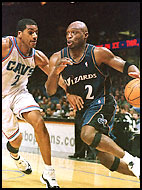 Mitch Richmond kominn til Lakers