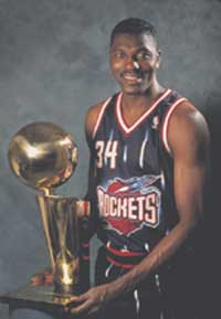 Hakeem Olajuwon til Toronto