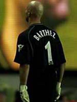 Meira um Fabian Barthez.