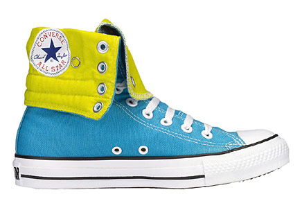 Gulir og bláir converse