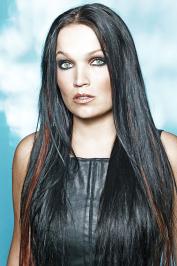 Grein ujm söngkonu Nightwish