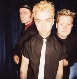 Saga Green Day