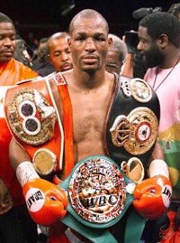 Jones og Hopkins sigra