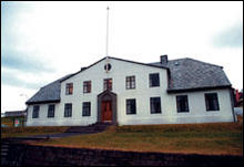 ...Kári í jötunmóð, yfir aflaskorti æðrast......