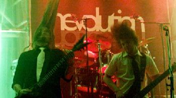 nevolution hita upp fyrir Iron Maiden!!