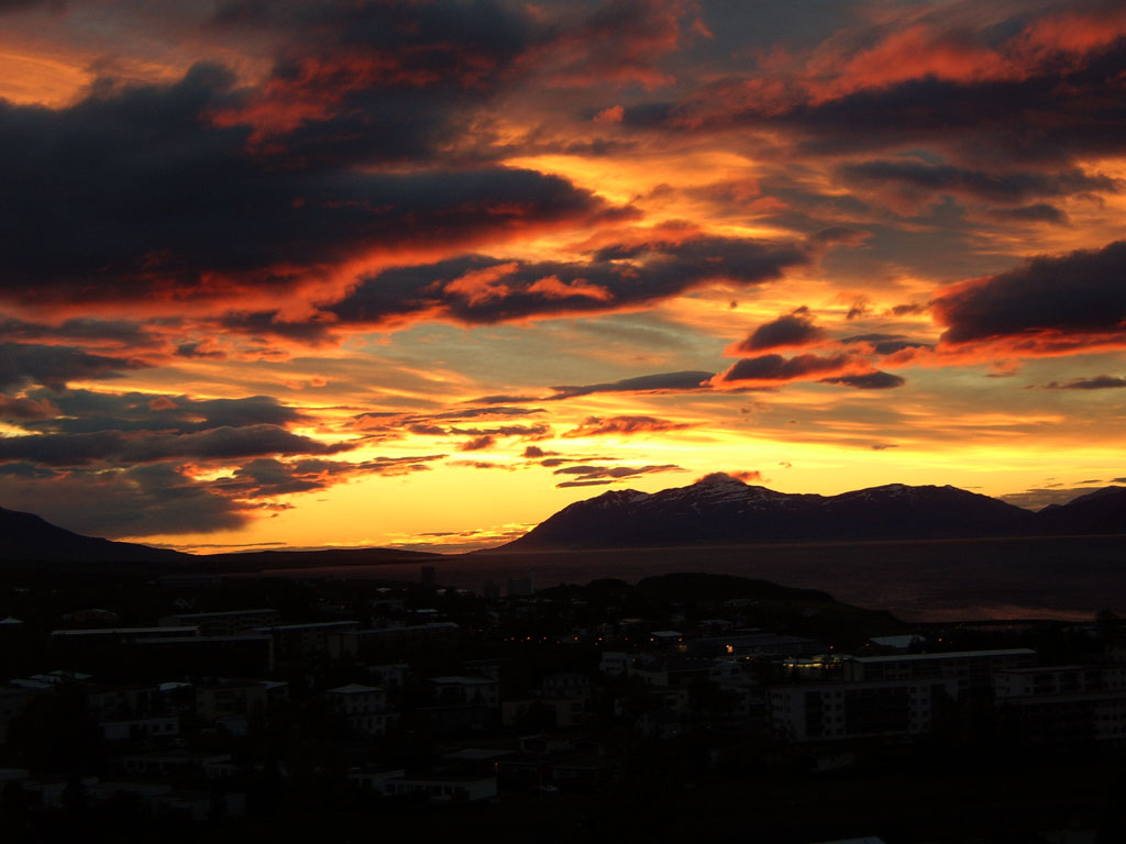 Sólsetur á Akureyri