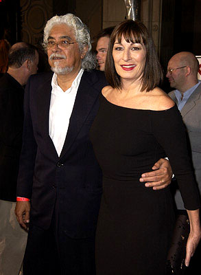 Anjelica Huston