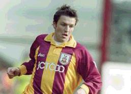 Lee Sharpe til Grindavíkur?!