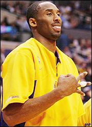 Kobe Bryant slær óvænt met