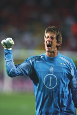 Edwin Van der Sar fyrirliði Hollendinga
