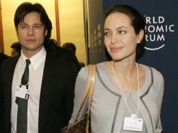 Angelina Jolie og Brad Pitt eignuðust dóttur!!