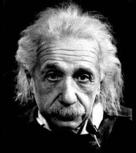 Einstein spyr : Hvers vegna félagshyggja ?