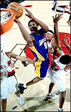 Verður þetta tímabil martröð fyrir Kobe Bryant?